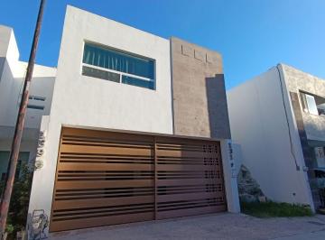 Casa de 3 habitaciones, Saltillo · Casa en Venta o Renta en Villas de San Sebastián
