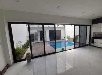 Casa de 4 habitaciones, Cuautla · Casa con Alberca en Zona Colegios y Ubicación Privilegiada