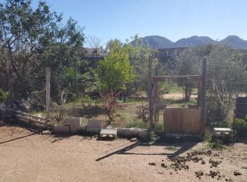 Casa de 3 habitaciones, Tecate · Propiedad Ideal Para Pasar Momentos Muy Agradables en El Campo, Cerca de Escuelas Etc.