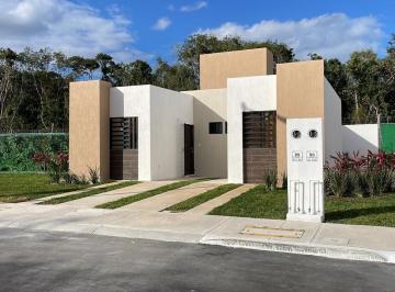 Casa · 44m² · 2 Recámaras · 1 Estacionamiento · Venta de Casa Nueva Al Norte de Cancun