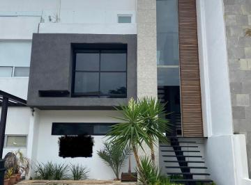 Casa · 248m² · 3 Recámaras · Renta Casa 3 Rec. Res. Aqua Cancun