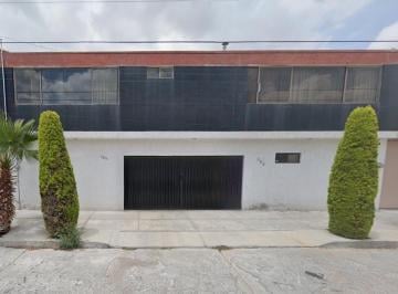Casa de 4 habitaciones, San Luis Potosí · Casa en Venta en Las Lomas 1ra Secc, 78210 San Luis Potosí, S. L. p.