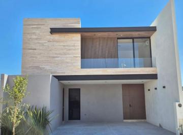 Casa de 3 habitaciones, San Luis Potosí · Casa en Venta en San Ángel V con Doble Altura