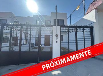 Casa · 140m² · 4 Recámaras · 2 Estacionamientos · Santa Margarita 4 Habitaciones 2 Niveles
