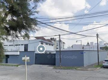 Casa de 10 habitaciones, Zapopan · Casa Para Oficinas en Venta, Mide 662 M&sup2;,esquina,2 Niveles,10 Privados, Col. Jardines Guadalupe