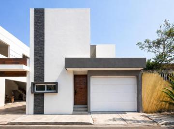 Casa · 115m² · 3 Recámaras · 1 Estacionamiento · Casa en Venta en Graciano Sánchez Boca del Río Veracruz