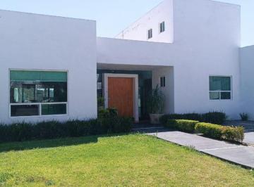 Casa de 4 habitaciones, Querétaro · Casa en Venta en La Cañada, Juriquilla.