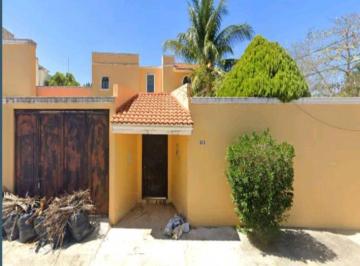 Casa de 3 habitaciones, Mérida · Casa en Recuperacion Bancaria