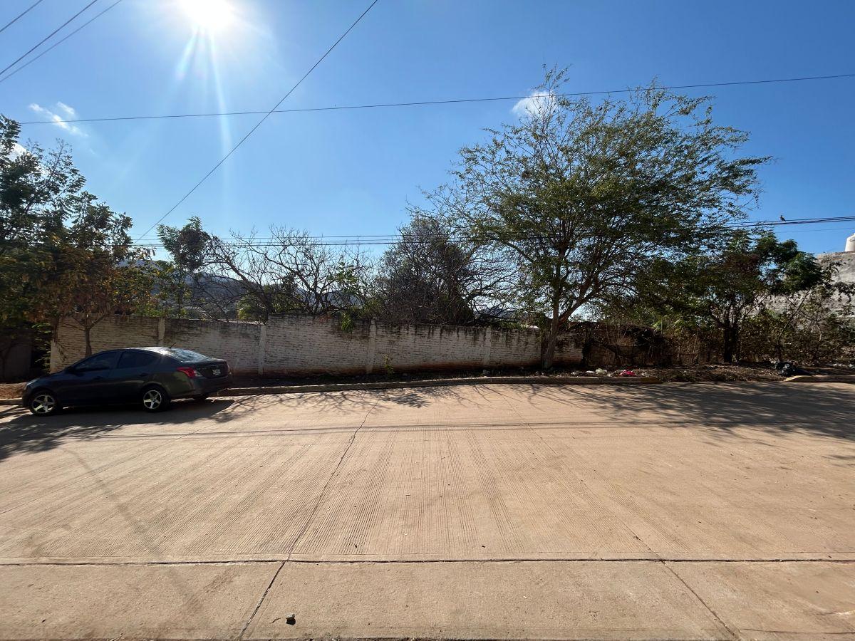 Land for Sale with 1,345 m² in Loma Linda
