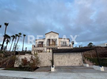 Casa · 277m² · 3 Recámaras · 2 Estacionamientos · Residencia de Lujo en Exclusivo Fraccionamiento de Tijuana - (4)