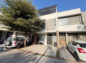 Casa de 3 habitaciones, Zapopan · Residencia en Renta Ubicada en Zoi Cañadas, Zapopan