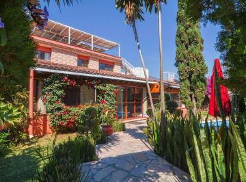 Casa uso de suelo de 10 habitaciones, Tepoztlán · Hotel Boutique en Tepoztlán: 10 Hab, Alberca y Centro de Retiros