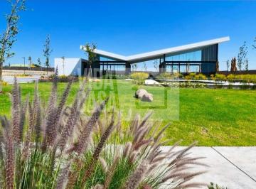 Casa en condominio · 110m² · 3 Recámaras · 2 Estacionamientos · Casa en Condominio en Fraccionamiento Rancho Santa Mónica