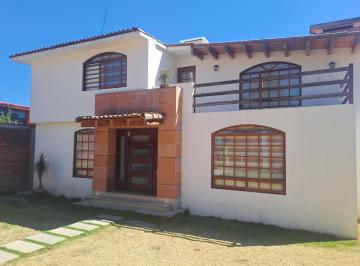 Casa · 456m² · 3 Recámaras · 4 Estacionamientos · Casa en Venta en Zanacantepec Mexico