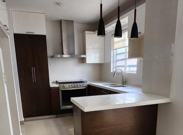 Casa · 169m² · 3 Recámaras · 2 Estacionamientos · Casa en Renta en Real de Cumbres Monterrey, Nuevo León