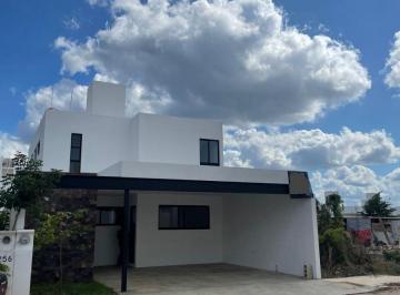 Casa de 3 habitaciones, Mérida · Venta de Casa con Recámara en Planta Baja en Gran San Pedro Cholu