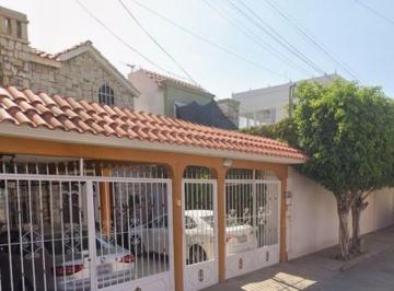 Casa de 3 habitaciones, Aguascalientes · Casa con 160 m² de Terreno y 3 Dorm. en Venta en Fraccionamiento Bulevares