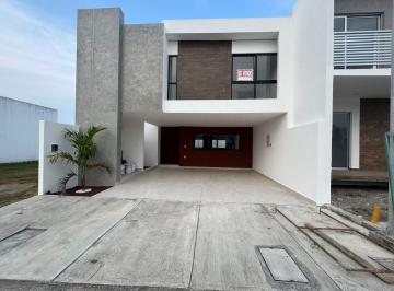 Casa de 2 habitaciones, Alvarado · Casa Inteligente en Venta en Lomas del Dorado| Arlette Flores
