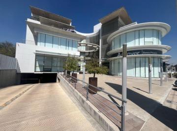 Oficina · 825ha · 21 Estacionamientos · Renta Oficinas Comerciales 825 m² Arco Plaza de Negocios, Cerro Gordo, León, Guanajuato.