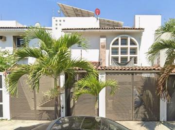 Casa de 4 habitaciones, Puerto Vallarta · Casa de Ensueño Disponible en Lago Victoria, Puerto Vallarta, Jalisco
