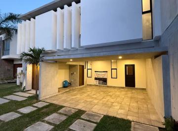 Casa de 4 habitaciones, Alvarado · Casa en Venta Nueva en Punta Tiburón