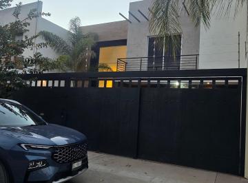 Casa de 4 habitaciones, Aguascalientes · Casa en Venta Al Poniente Puestas del Sol