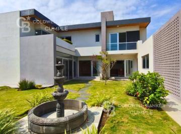 Casa de 4 habitaciones, Alvarado · Casa en Venta en Lomas Diamante