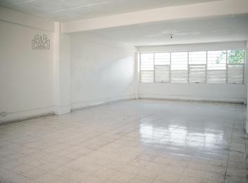 Oficina · 72m² · 1 Estacionamiento · El Local Comercial Que Hará Crecer Tu Negocio en Naucalpan Centro