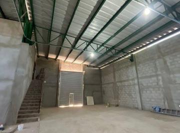 ee583a84f3839b3bd3f961f66d3391fe440bb8a8bed5fc27dbdc9c9061af316a · Bodega en Renta en Parque Industrial