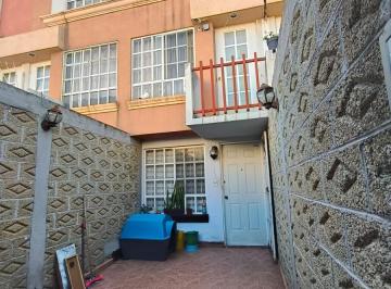 Casa · 98m² · 4 Recámaras · 1 Estacionamiento · Casa en Venta en Héroes Tecamac, Bosques Sup.52.50 m² 3 Pisos. *se Acepta Crédito Infonavit*