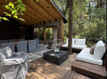 Casa de 4 habitaciones, Valle de Bravo · Casa en Venta en Club de Golf Rancho Avándaro, Valle de Bravo