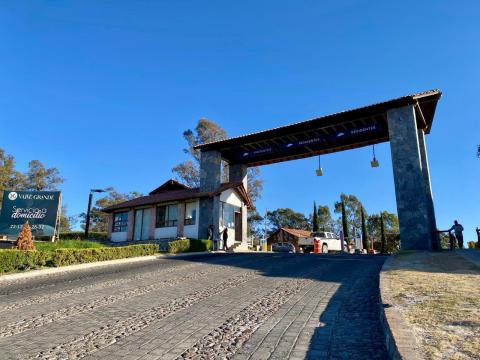 Terreno en venta en Haras del Bosque, Bosque Viejo ii extras: * Clu…