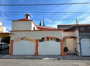 Casa · 257m² · 3 Recámaras · 3 Estacionamientos · Casa en Venta, en Queretaro, Queretaro