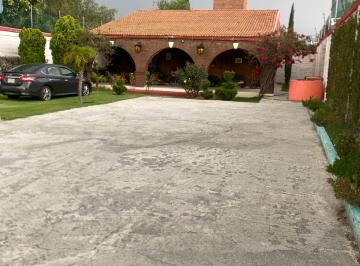 Casa · 460m² · 3 Recámaras · 3 Estacionamientos · Excelente Casa en Venta en Acolman - (4)