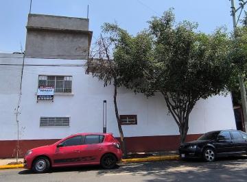 Casa · 421m² · 3 Recámaras · 2 Estacionamientos · Casa en Venta Ubicada en Esquina, Gertrudis Sánchez Cerca de Albino Corzo y Eduardo Molina. - (4)