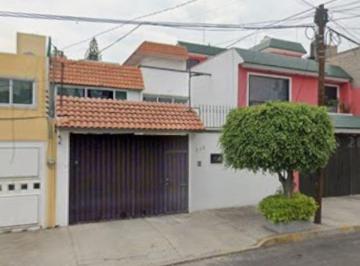 Casa de 3 habitaciones, Iztacalco · Venta de Casa en Colonia Agricola Oriental, Cdmx.