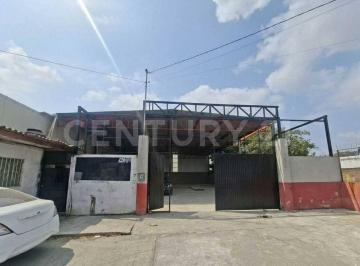 Bodega comercial · 36m² · 5 Estacionamientos · Bodega en Renta en José Antonio Torres, colonia Centro, colima