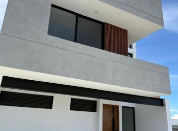 Casa en condominio de 4 habitaciones, El Marqués · Oportunidad Venta Casa en Zibata Queretaro Trato Directo