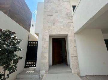 Casa de 3 habitaciones, Arteaga · Excelente Casa en Venta en Privanzas del Campestre