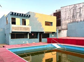 Casa · 625m² · 3 Recámaras · Casa en Venta en Baja California, Colonia Petrolera, Coatzacoalcos, Veracruz.
