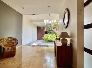 Casa de 4 habitaciones, Naucalpan de Juárez · Hermosa Casa en Venta con Gran Jardín y Llena de Luz en Tecamachalco