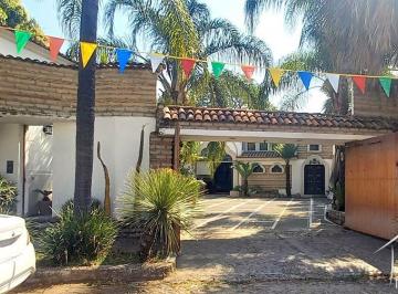 Casa de 7 habitaciones, Zapopan · Casa con 1105 m² de Terreno, 7 Recámaras, en Venta Las Fuentes, Zapopan, Jal.