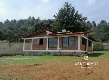 Casa de 2 habitaciones, Valle de Bravo · Casa en Rincón de Estradas a 10 Mins de Acatitlán, Valle de Bravo.