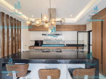 Casa · 377m² · 3 Recámaras · 2 Estacionamientos · Casa en Fraccionamiento Castaños del Vergel