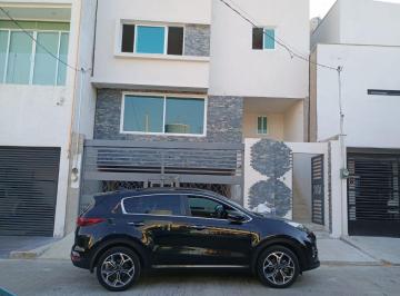 Casa de 3 habitaciones, Naucalpan de Juárez · Casa en Venta: Estrene Residencia en San Juan Totoltepec