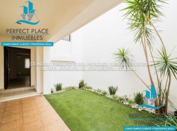 Casa · 270m² · 4 Recámaras · 2 Estacionamientos · Casa en Renta en Cumbres Monterrey Nuevo Leon