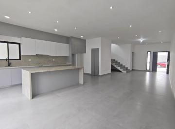 Casa · 261m² · 3 Recámaras · Venta de Casa Nueva en Fracc. Privado Santiago, N. L.