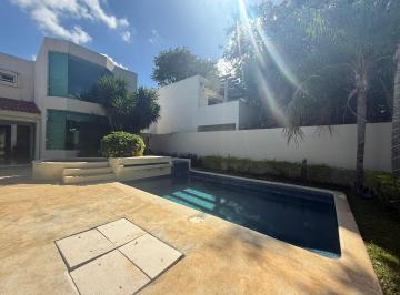 Casa · 596m² · 3 Recámaras · 4 Estacionamientos · Casa Villa Magna