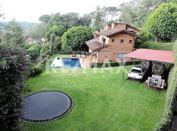 Casa · 584m² · 5 Recámaras · 2 Estacionamientos · Casa en Venta - (4)