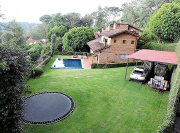 Casa · 584m² · 5 Recámaras · 2 Estacionamientos · Casa en Venta - (4)
